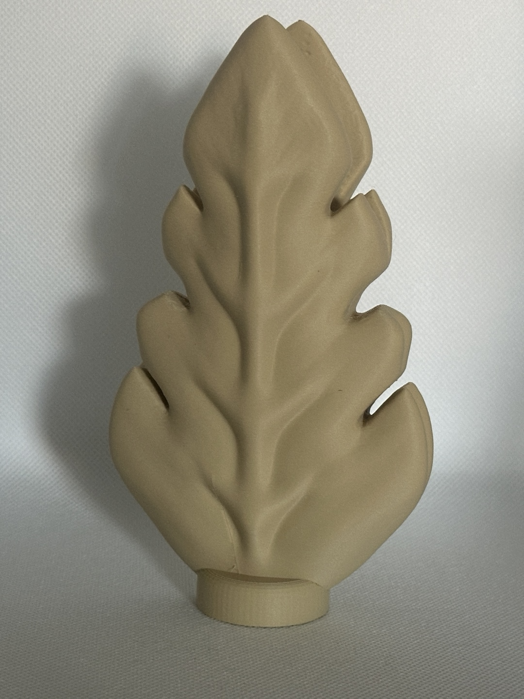 Leaf Vase, Geometric Botanical Centerpiece, Sculptural Tabletop Accent, Minimalist Elegant