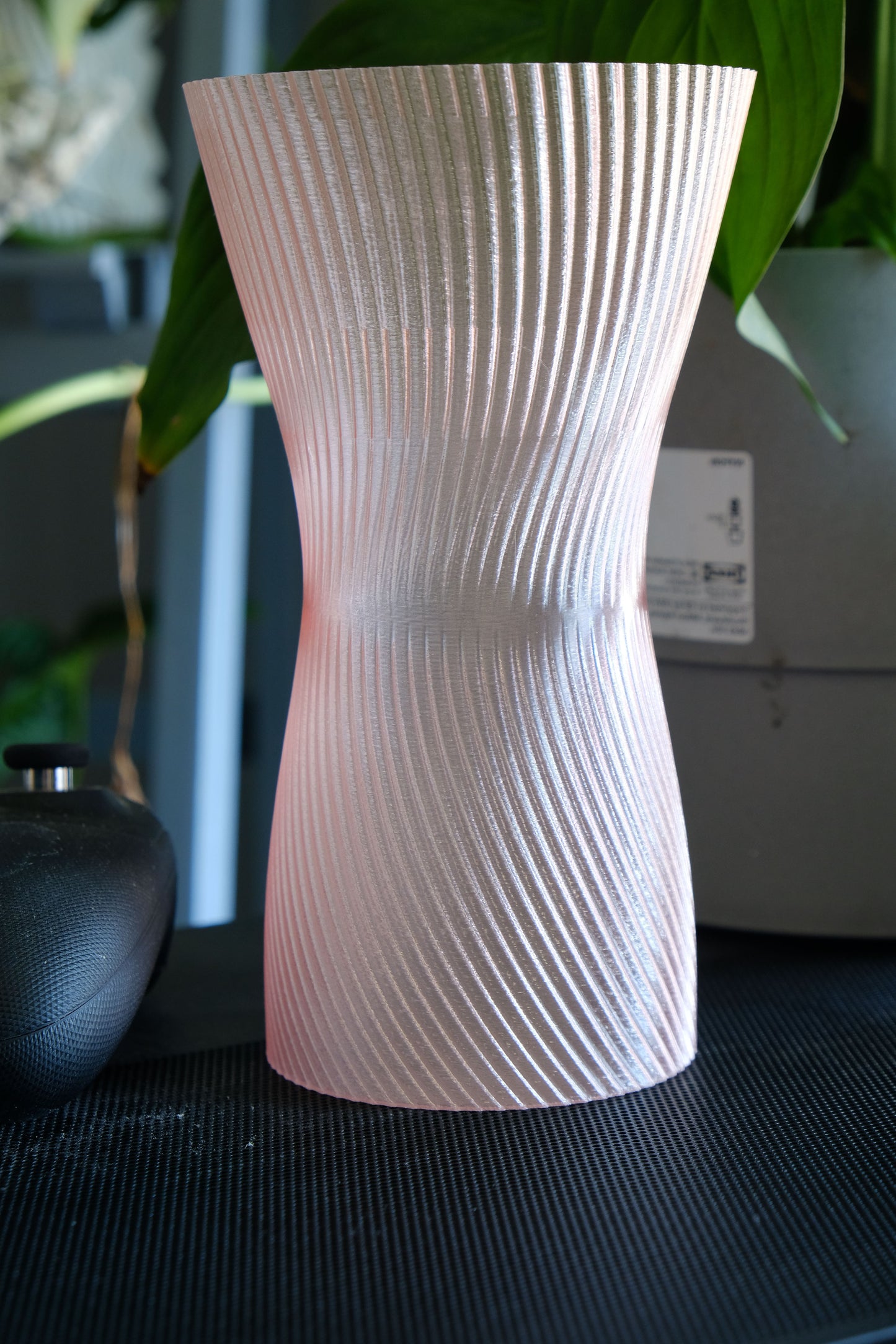 Japandi Style Spiral Vase, Elegant Twisted Hourglass Decorative Flower Holder, Stylish Contemporary Table Accent