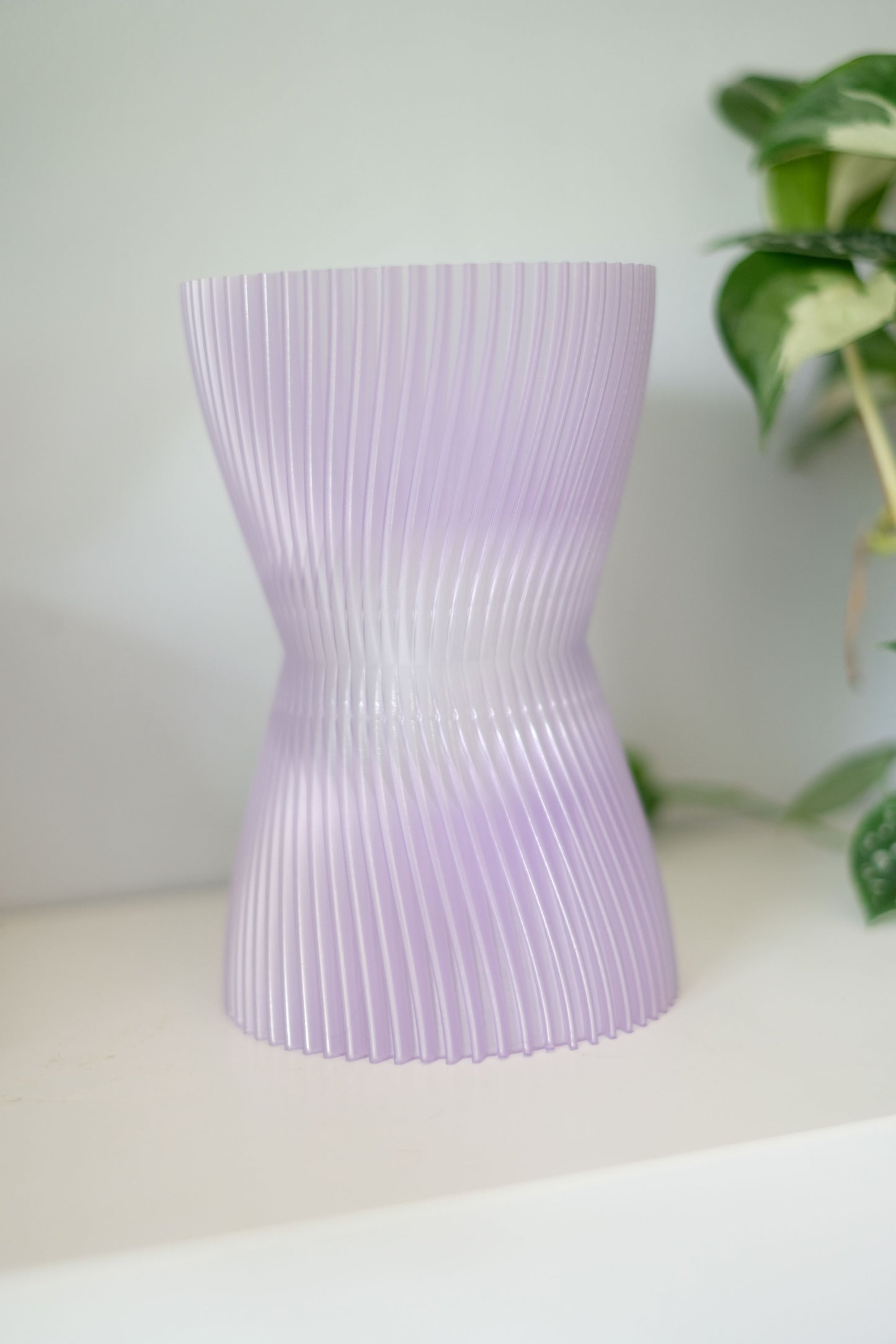 Hourglass Vase, Finned Sculptural Floral Vessel, Nordic Mantelpiece Tabletop Accent