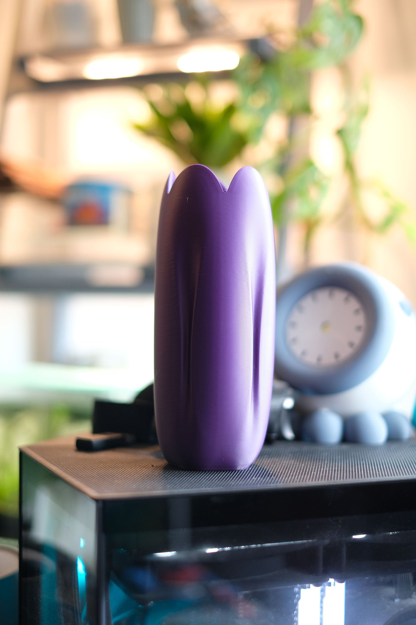 tulip vase, Japandi minimalist tabletop bud holder, contemporary sculptural vessel