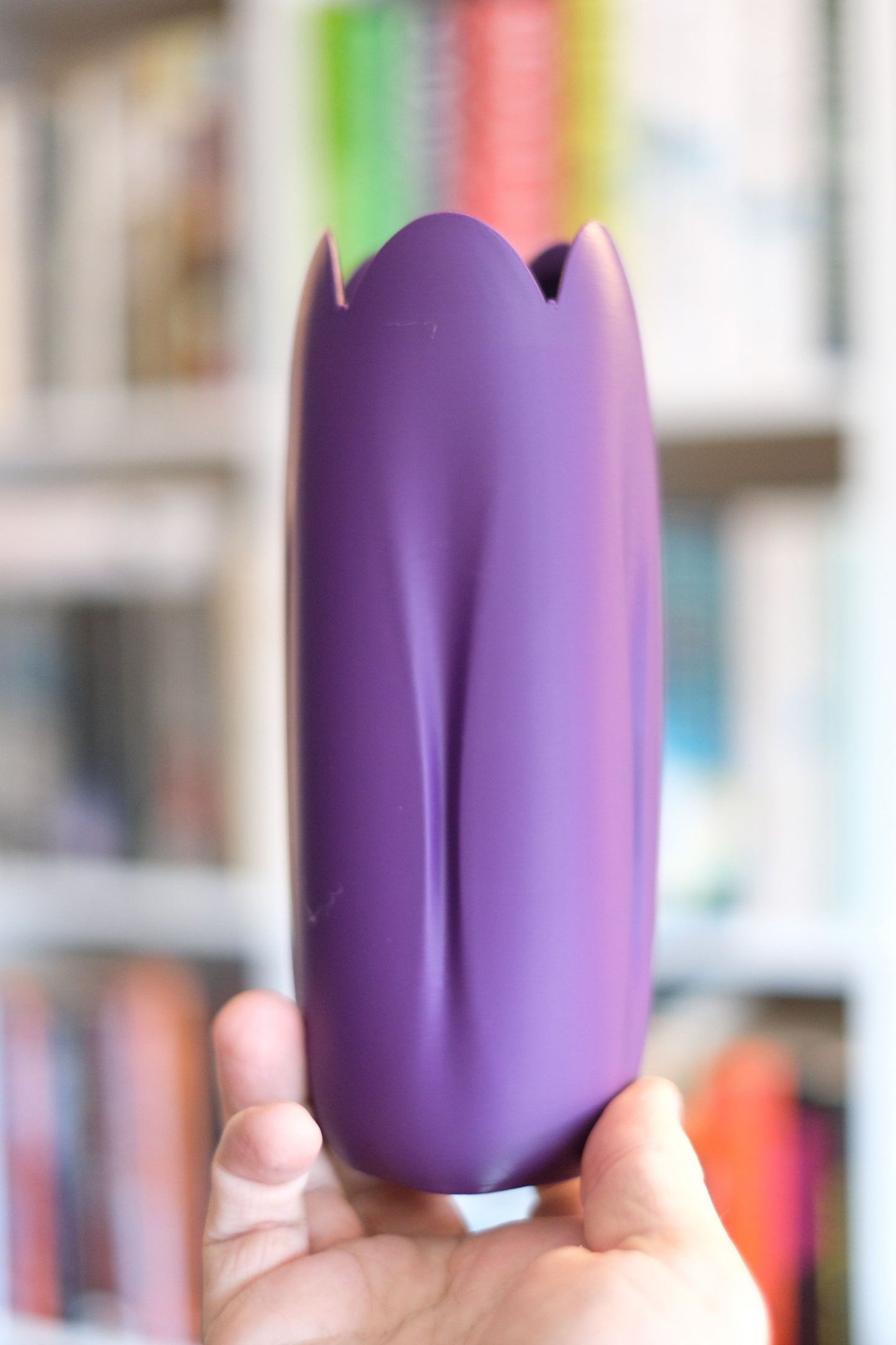 tulip vase, Japandi minimalist tabletop bud holder, contemporary sculptural vessel