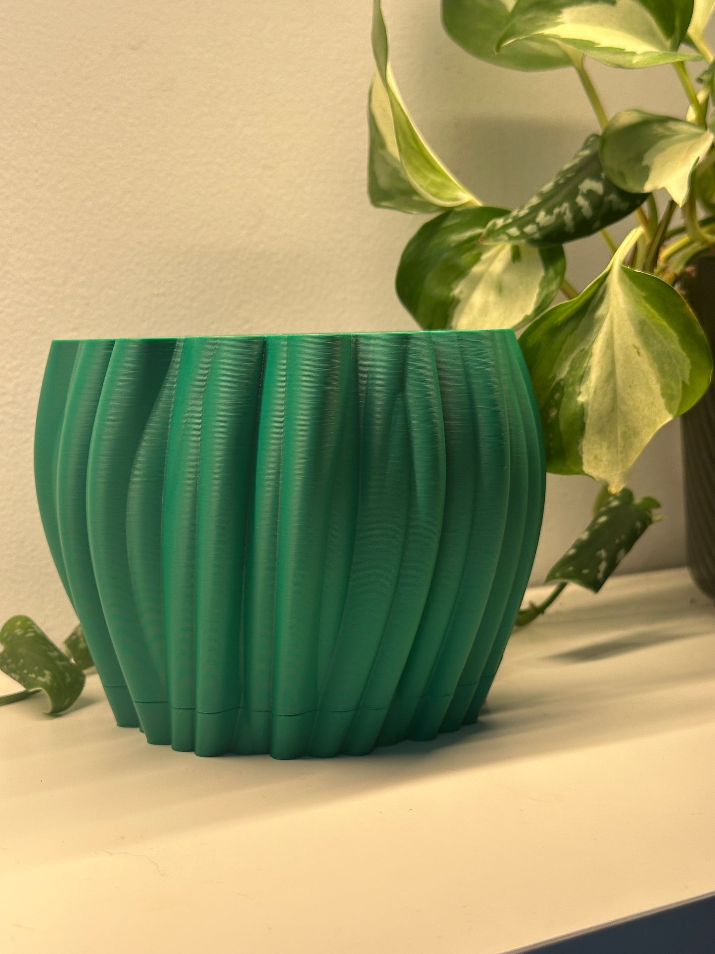 Planter Pot, Desktop Succulent Vessel, Sculptural Minimalist Statement, Geometric Decor