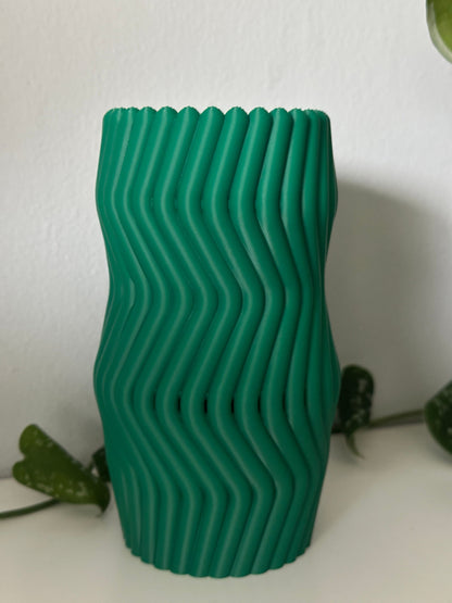 Sculptural Vase, Wavy Ripple Bud Vessel, Nordic Minimalist Desktop DecorativeAccent