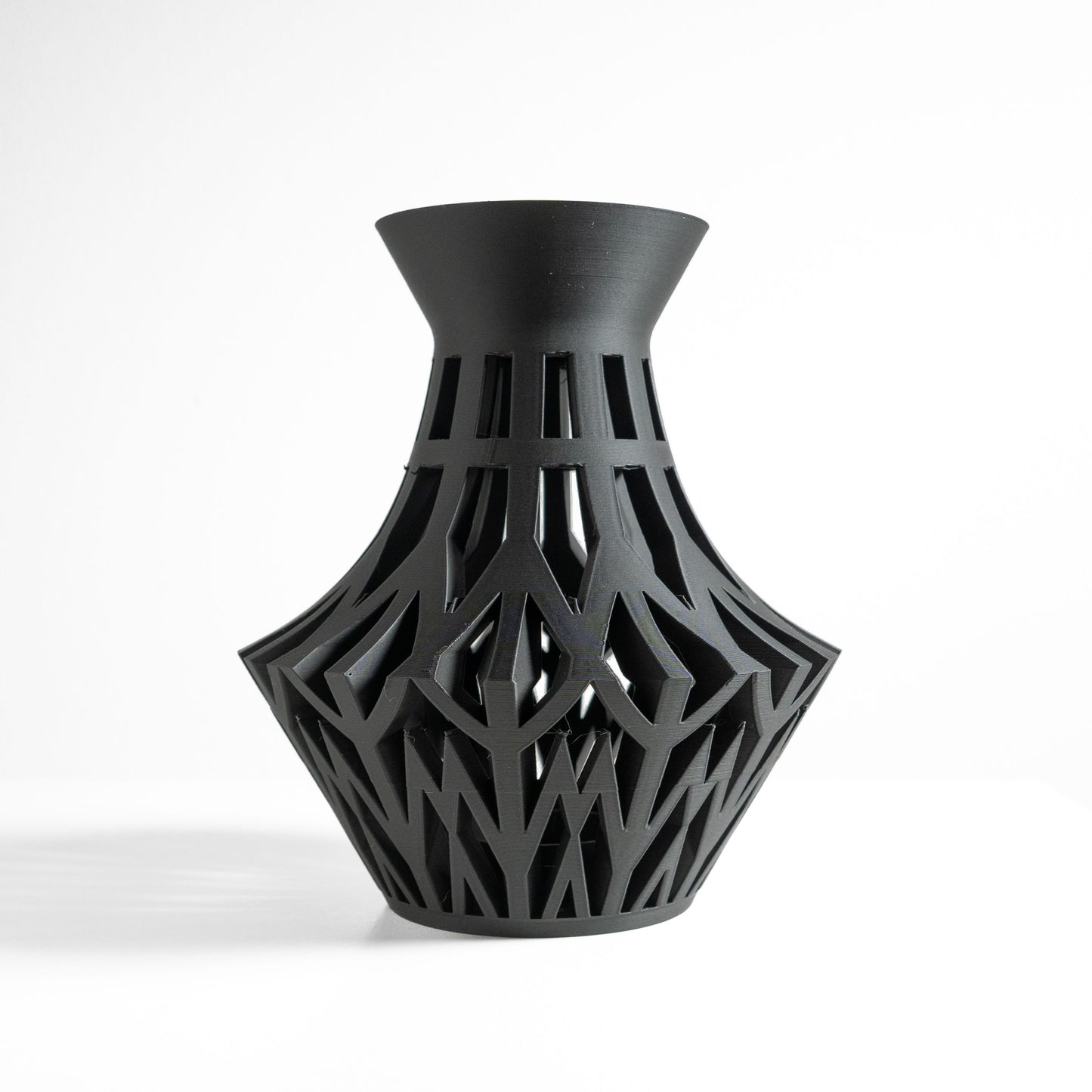 Elegant Modern Vase, Geometric Curved Contemporary Vessel, Artistic Tabletop Accent, Nordic Minimalist Flower Holder