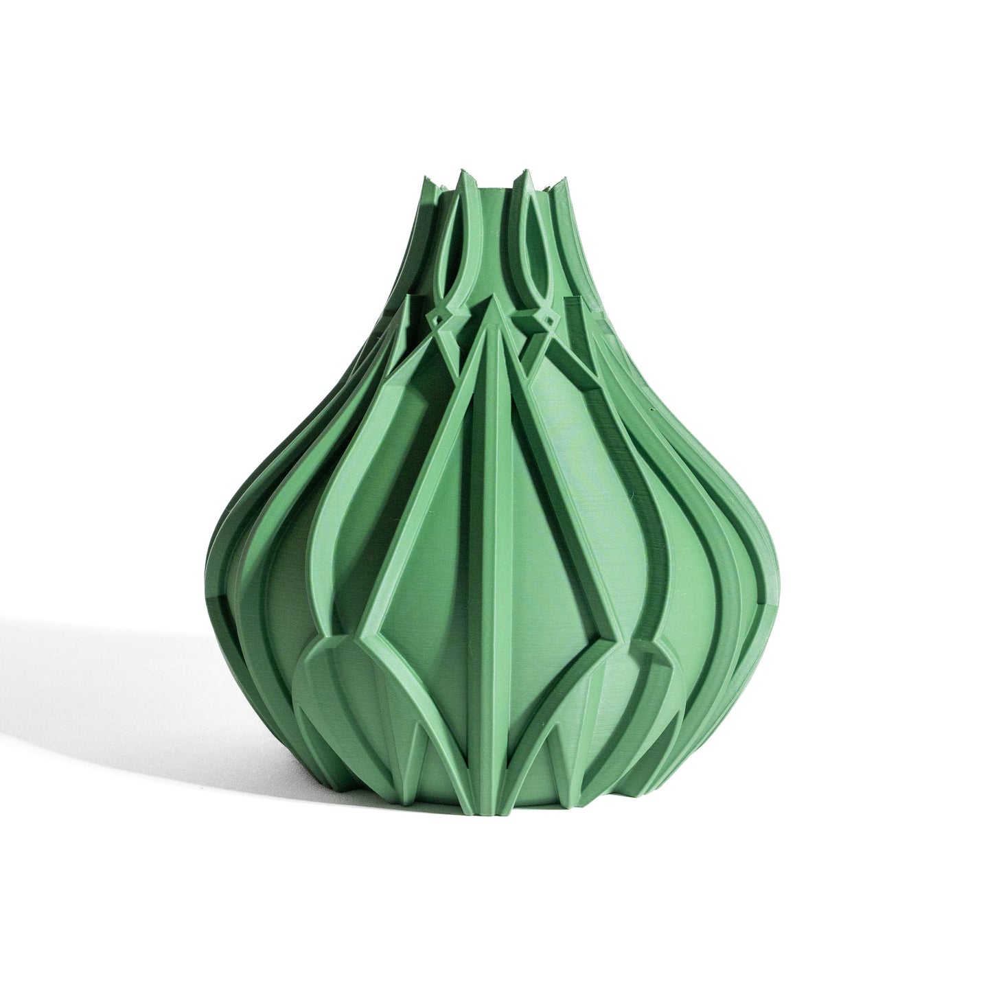 Vase Wave Form, Contemporary Tabletop Decorative, Dynamic Ocean Floral Vessel, Fluid Motion Ripple Design