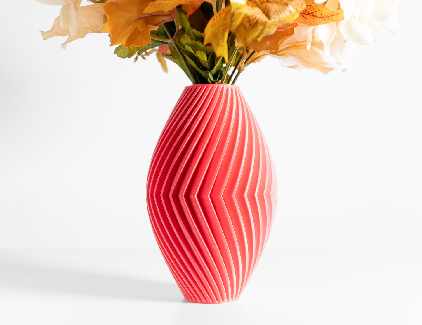 sculptural vase, curved tabletop flower holder, modern statement, postmodern accent