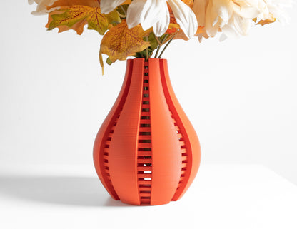 Modern Vase, Tabletop Decor, Sculptural Wave, Minimalist Interiors Desk Organizer