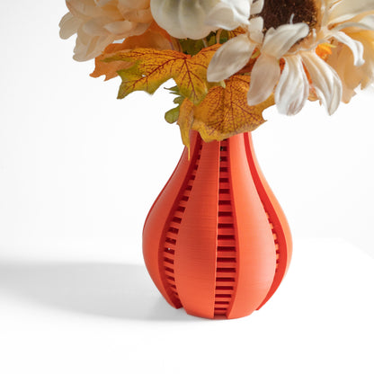 Modern Vase, Tabletop Decor, Sculptural Wave, Minimalist Interiors Desk Organizer