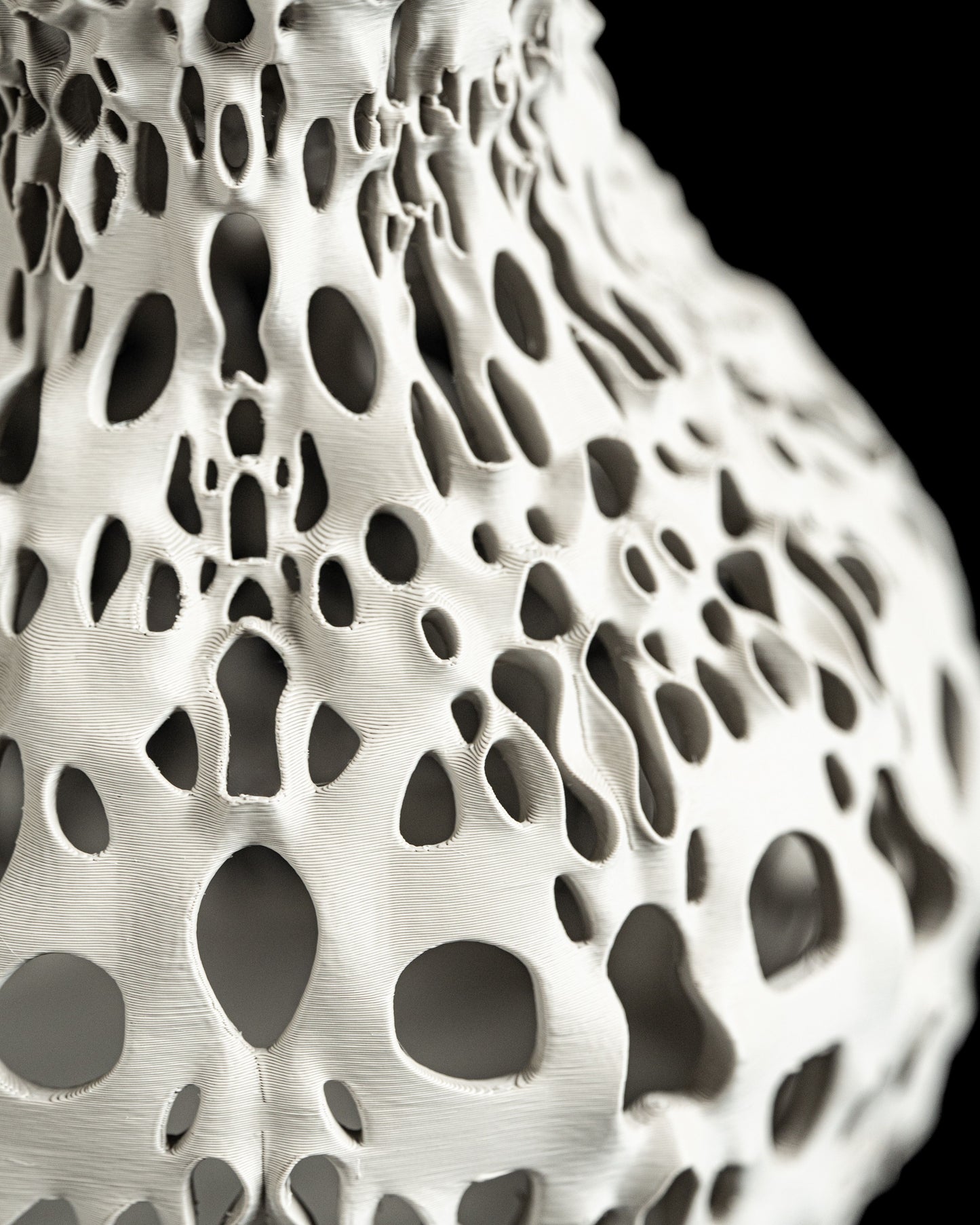 minimalist vase, sculptural tabletop centerpiece, elegant flower holder, contemporary decor