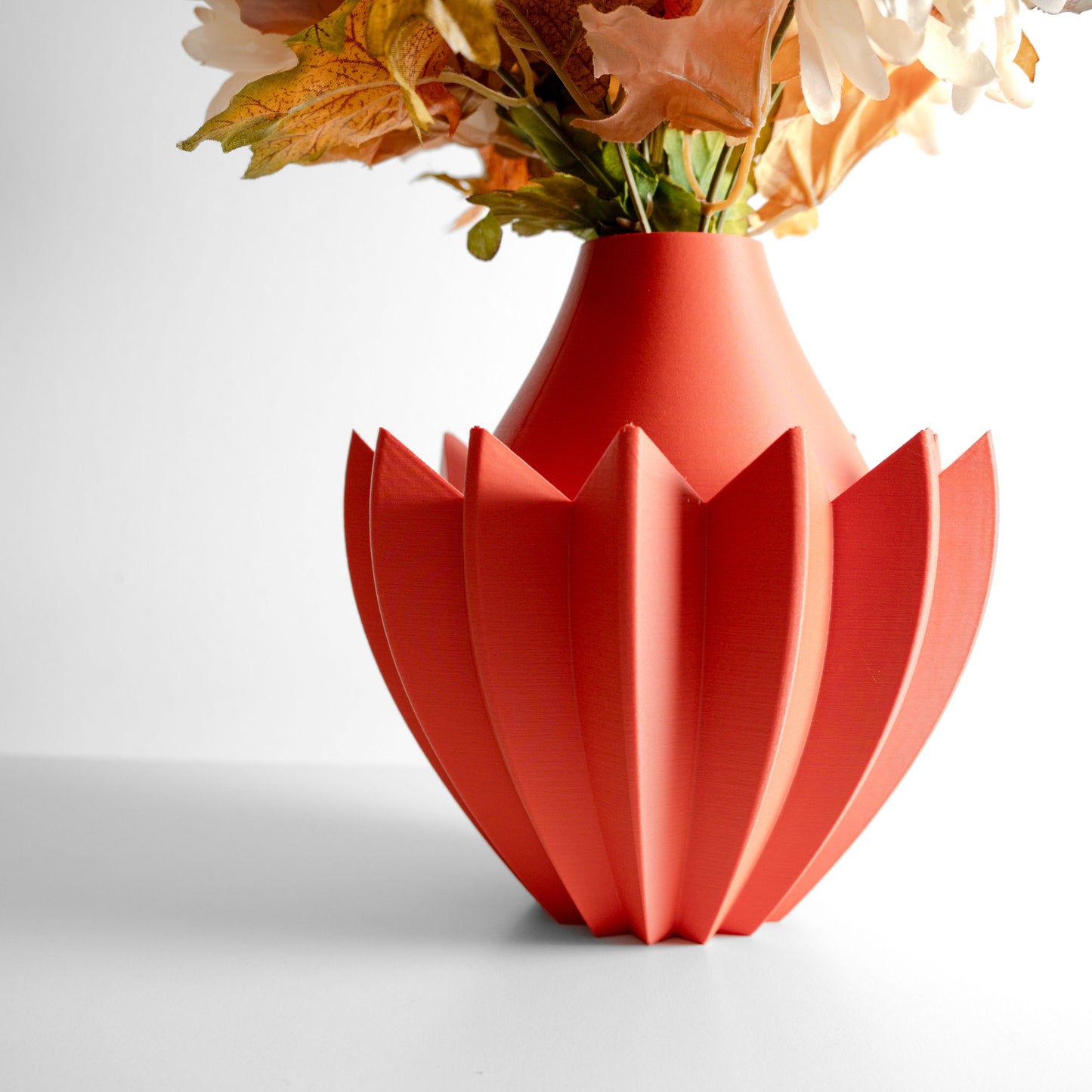 modern vase, minimalist sculptural tabletop centerpiece shelf styling apartment living