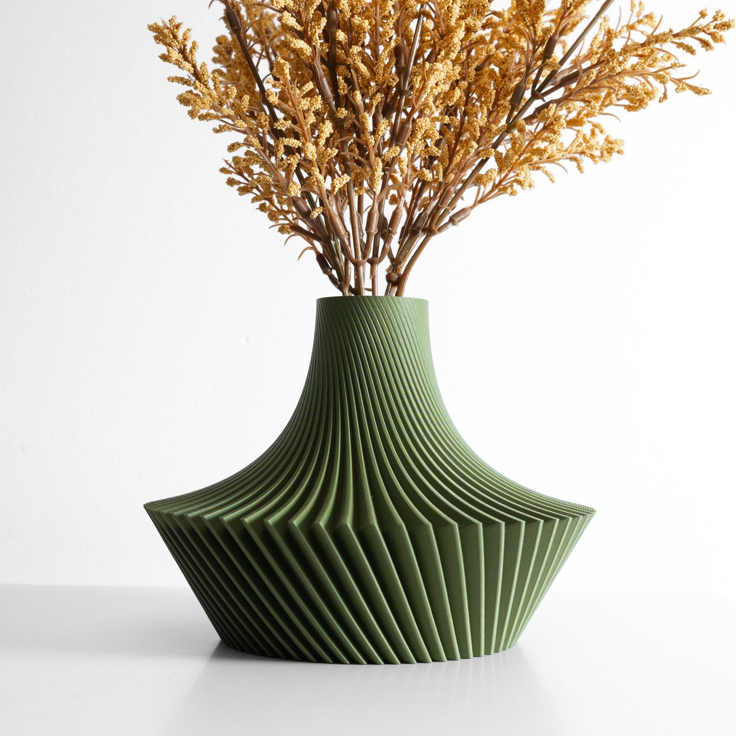 Modern Vase, Minimalist Sculptural Planter, Desk Decor, Flower Holder, Centerpiece