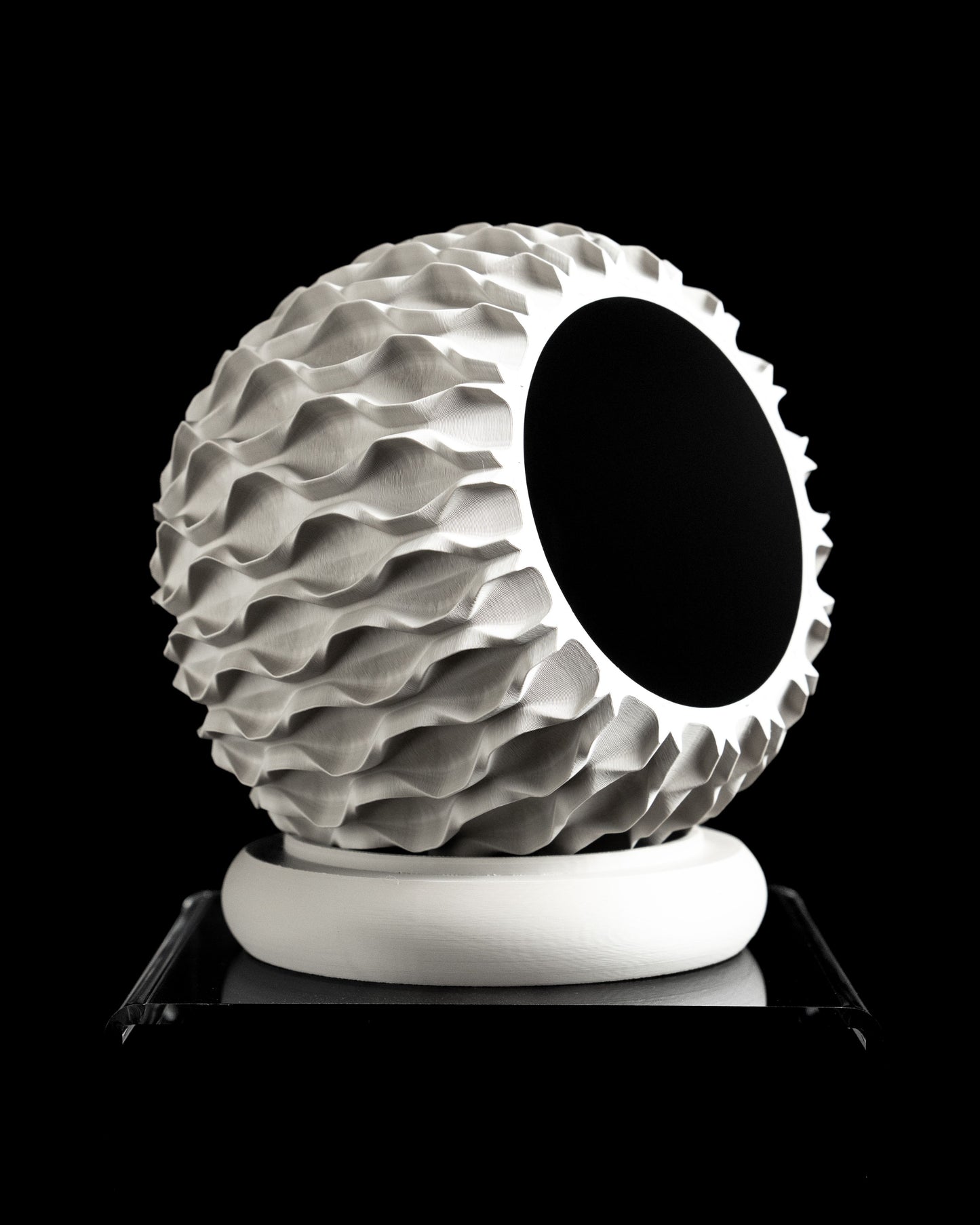 Planter Pot, Minimalist Chained Sculpture, Indoor Container, Succulent Desk Organizer