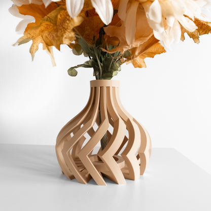 Minimalist Vase, Sculptural Flower Vessel, Coffee Table Centerpiece, Modern Accent