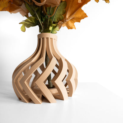 Minimalist Vase, Sculptural Flower Vessel, Coffee Table Centerpiece, Modern Accent