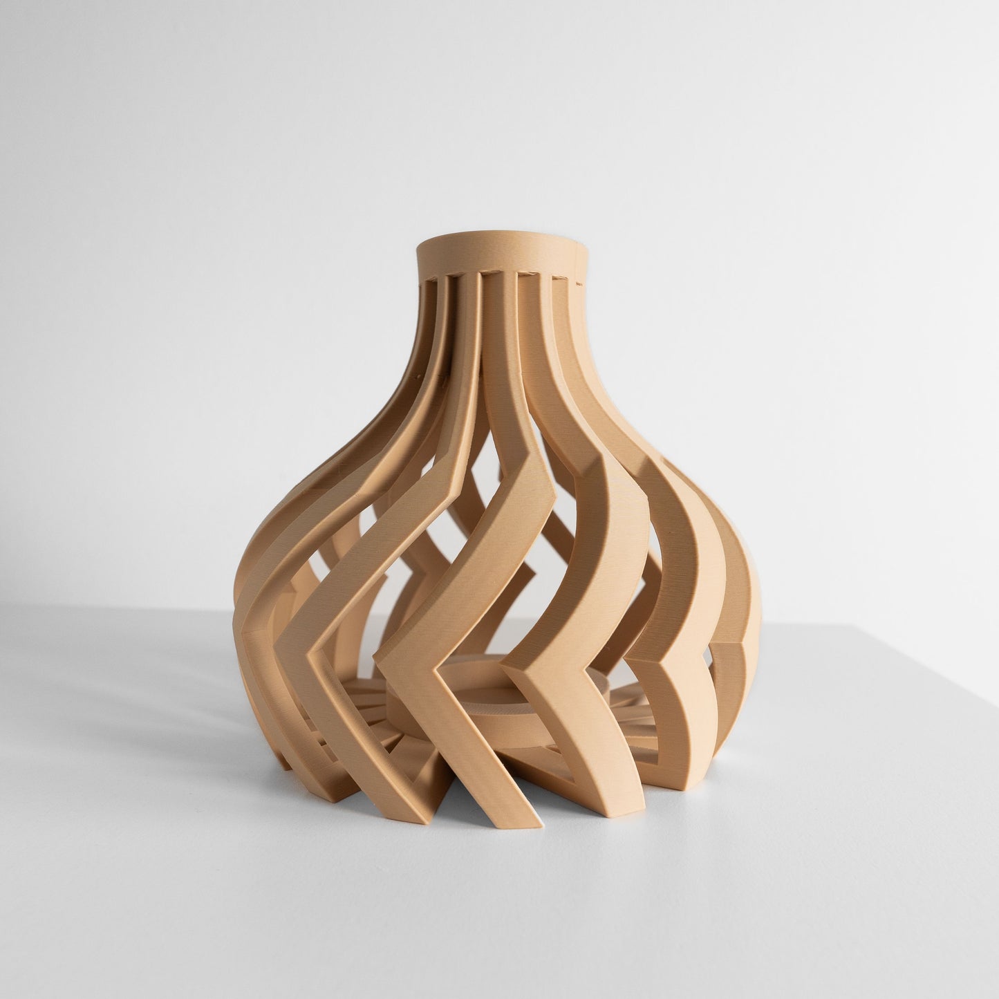 Minimalist Vase, Sculptural Flower Vessel, Coffee Table Centerpiece, Modern Accent