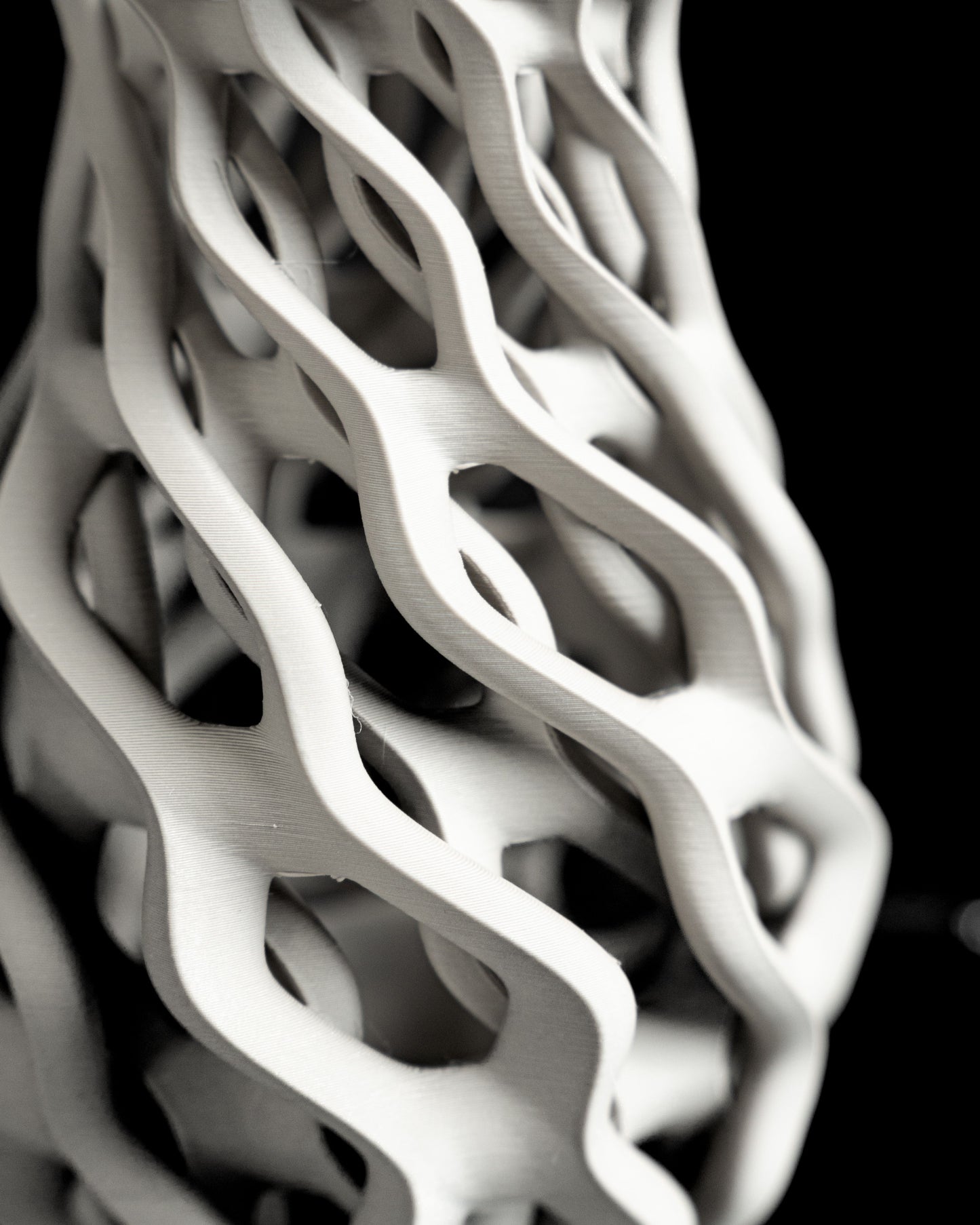 Original Vase Chainwork Textured, Modern Tabletop Accent, Stylish Decorative Piece, Japandi Style Bud Holder