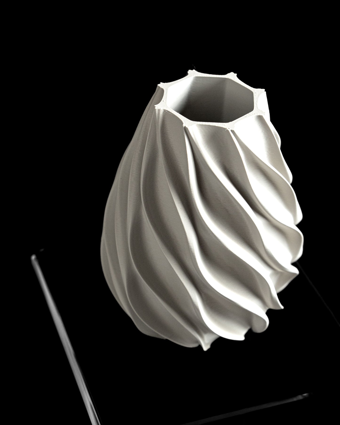 Twisted Vase, Contemporary Table Decor, Elegant Floral Holder, Workspace Mantelpiece