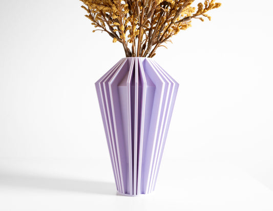 Minimalist Vase, Modern Flower Holder, Table Centerpiece, Sculptural Mantel Accent