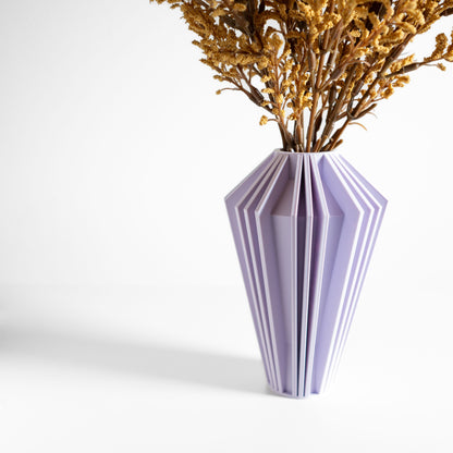 Minimalist Vase, Modern Flower Holder, Table Centerpiece, Sculptural Mantel Accent