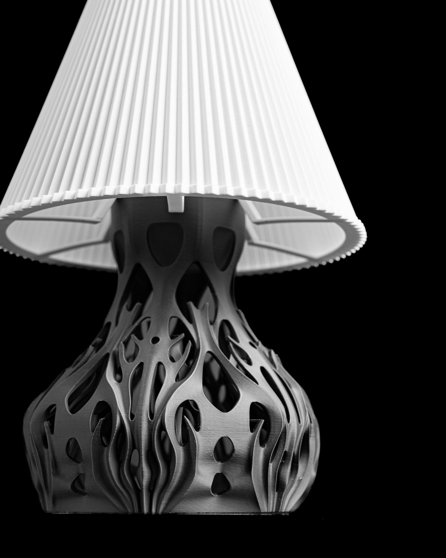 Table Lamp Flutter Shade, Ambient Nightstand Reading Light, Dragon Nighttime Illumination, Bedroom Lighting