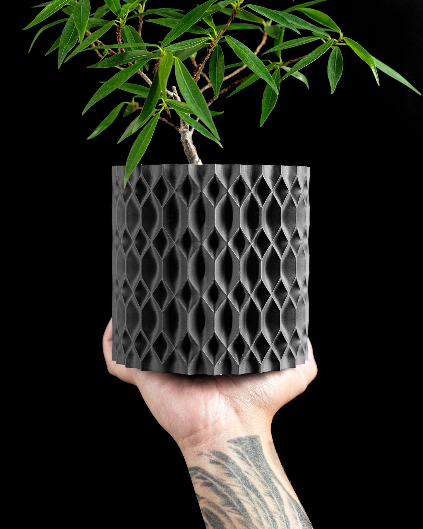 Planter Pot, Sculptural Nordic Vessel, Minimalist Plant Container, Desk Organizer