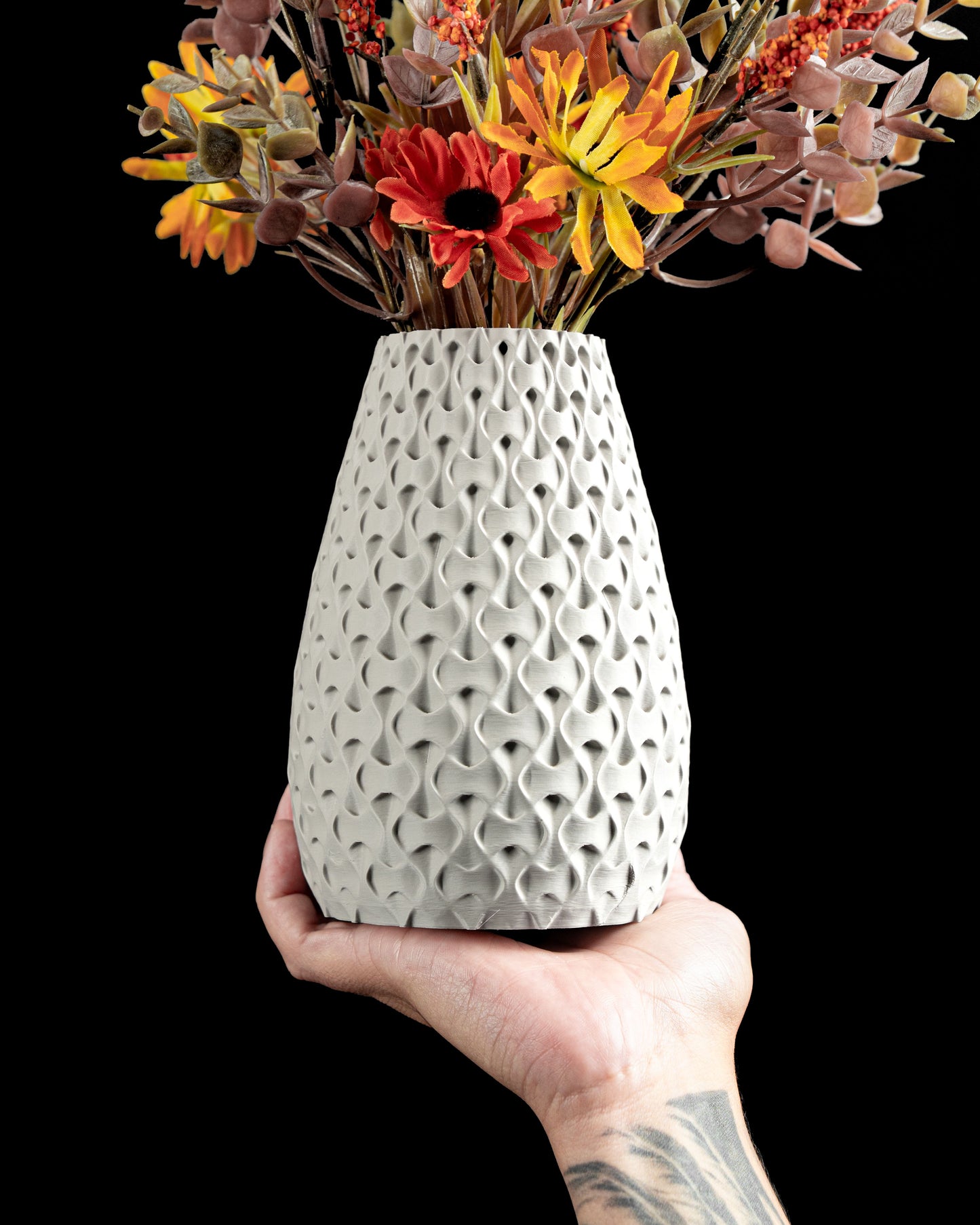 Minimalist Vase, Sculptural Centerpiece, Contemporary Flower Holder, Scandinavian Table Accent