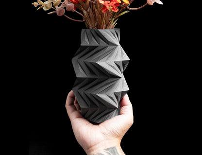 Modern Vase, Tabletop Planter, Sculptural Flower Holder, Minimalist Desk Accent.