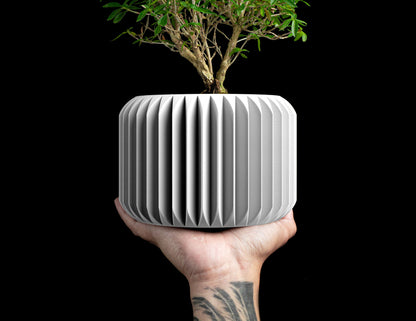 Succulent Pot, Minimalist Geometric Vessel, Modern Desk Accent, Nordic Statement