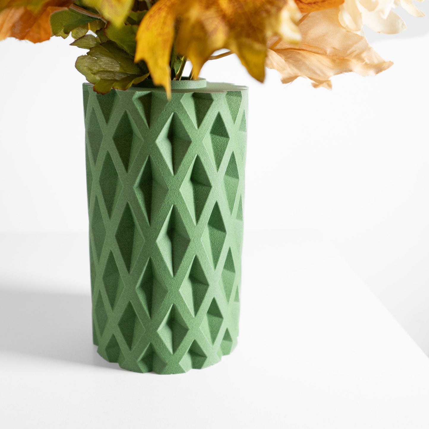 Fractal Vase, Artistic Curved Tabletop Planter, Decorative Flower Holder, Elegant Home Accent, Nordic Style
