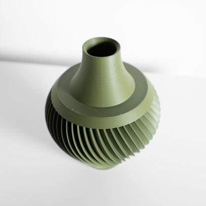 Modern Vase, Geometric Centerpiece, Sculptural Tabletop Accent, Decorative Flower Holder