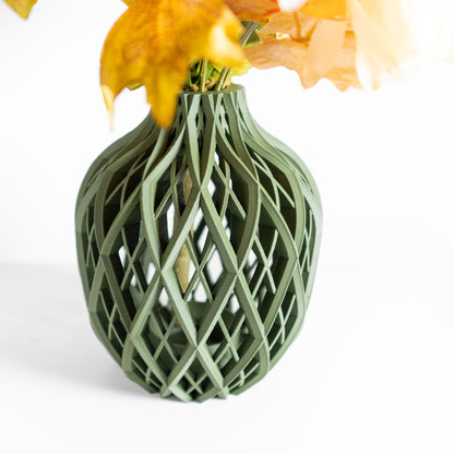 modern vase, sculptural tabletop flower holder, contemporary dried floral accent