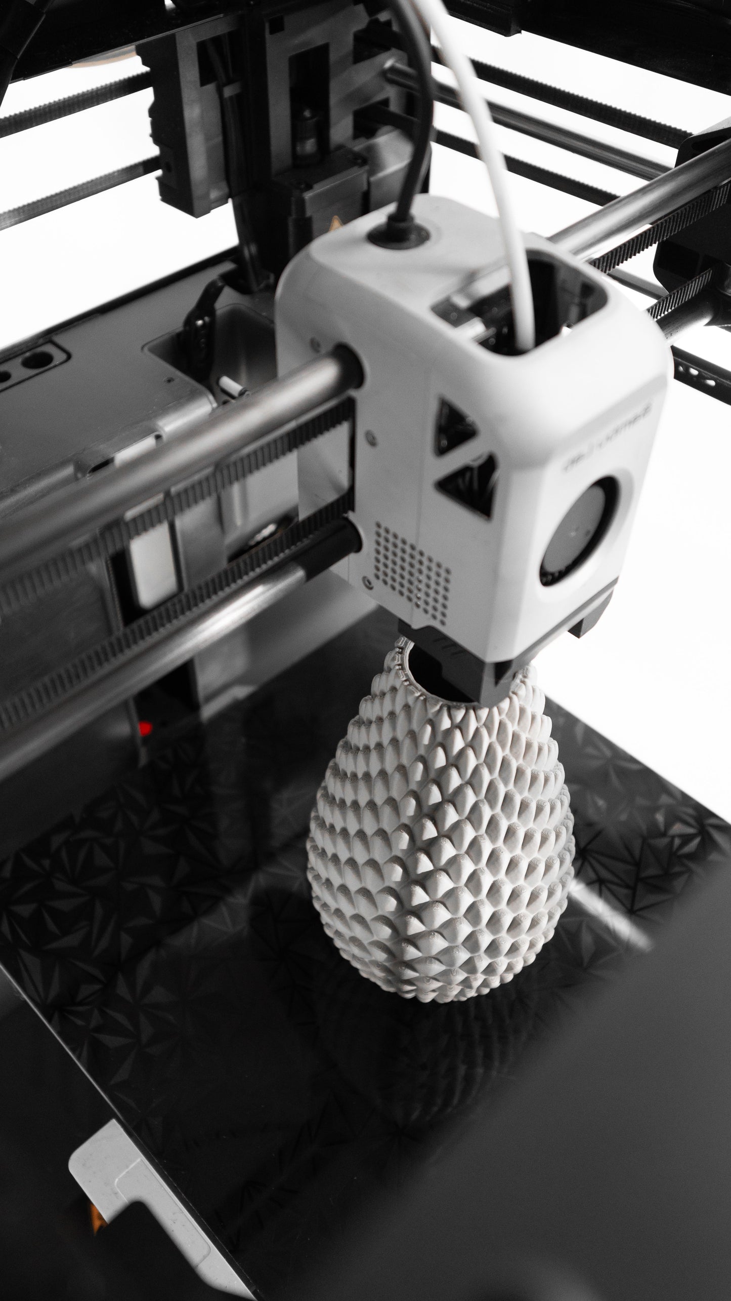 Contemporary Vase, Minimalist Table Centerpiece, Sculptural Home Accent, Flower Holder