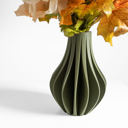 Geometric Tabletop Vase, Stylish Artistic Flower Vessel, Elegant Space Accent, Modern Nordic Minimalist Style