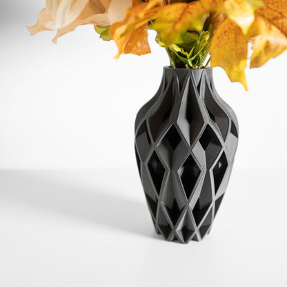 Minimalist Vase, Nordic Tabletop Flower Holder, Modern Mantelpiece Accent, Sculptural
