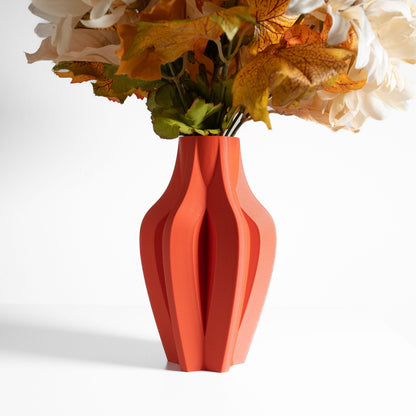 Organic Ceramic-Look Vase, Table Vessel, Modern-Sculptural Desk Accent, Soft Fractal Nordic Style