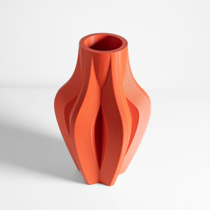 Organic Ceramic-Look Vase, Table Vessel, Modern-Sculptural Desk Accent, Soft Fractal Nordic Style