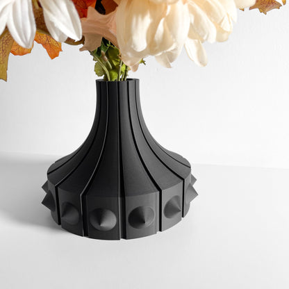 Modern Sculptural Vase, Minimal Flower Holder, Contemporary Table Decor Display