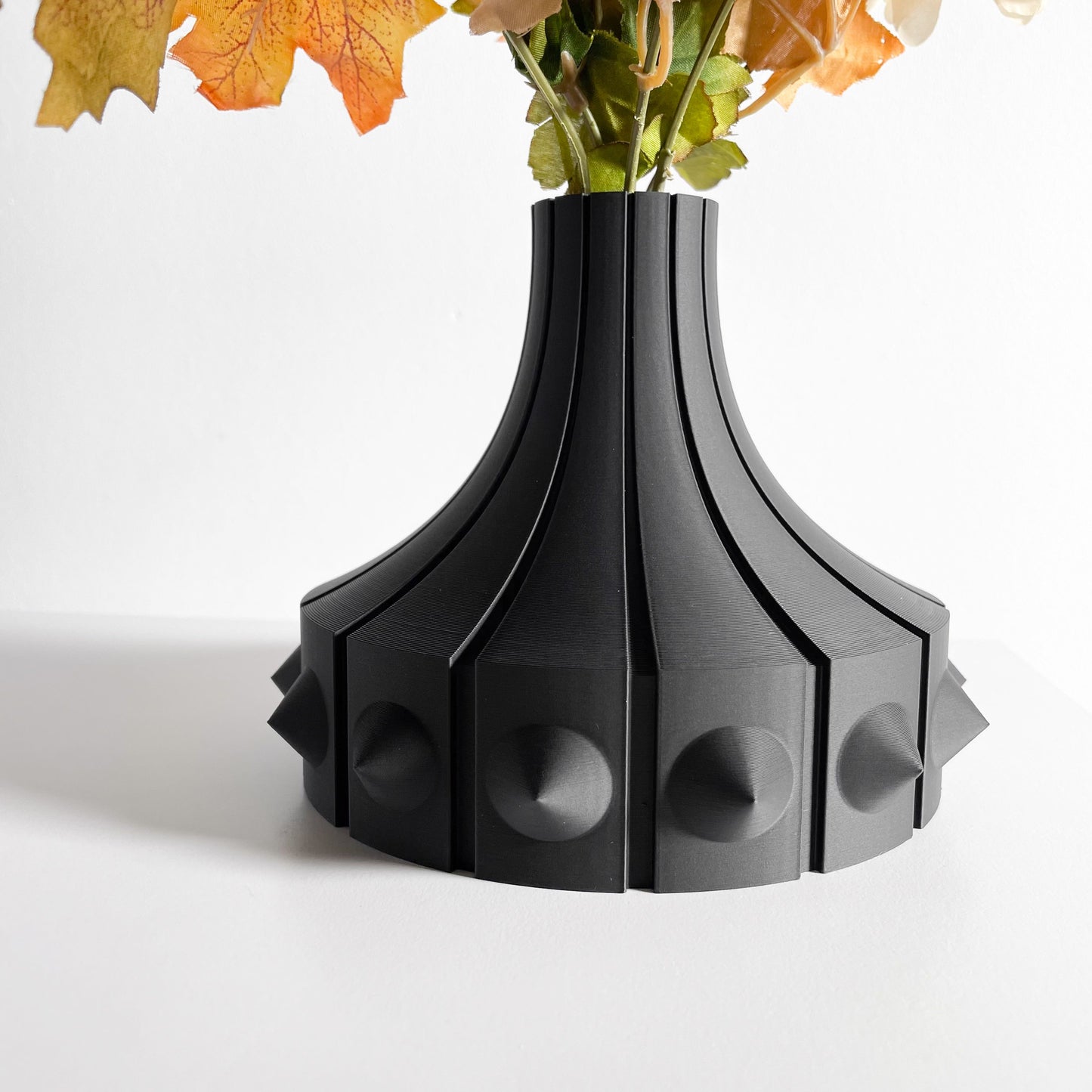 Modern Sculptural Vase, Minimal Flower Holder, Contemporary Table Decor Display