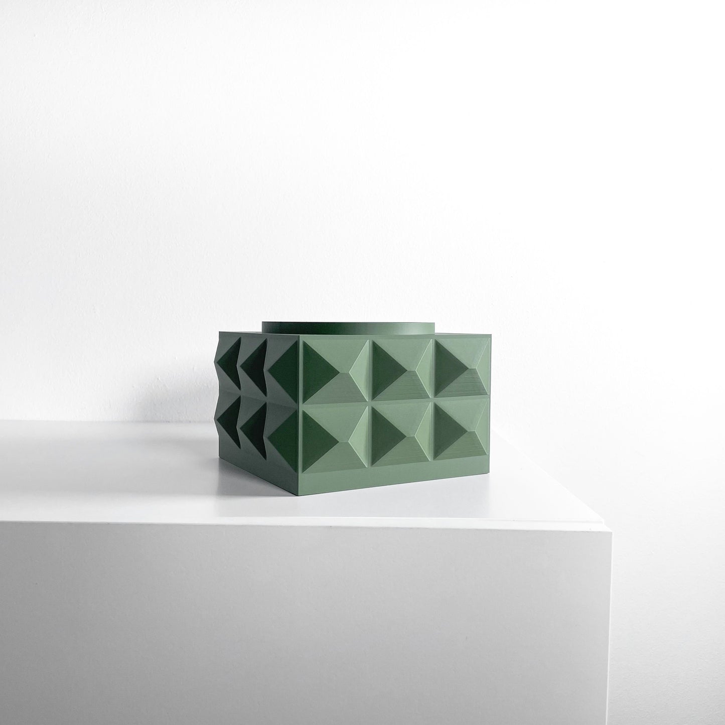 Square Artistic Planter Pot, Geometric Plant Vessel, Original Desk Herb Organizer, Minimalist, Art Deco