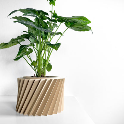 Succulent Planter, Geometric Sculptural Indoor Herb Vessel, Contemporary Workspace Organizer