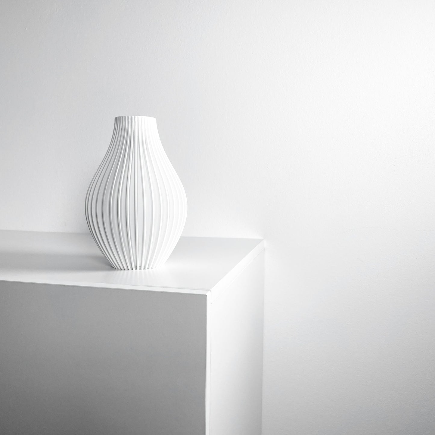 Vase, Contemporary Tabletop Flower Holder, Mantel Accent, Preserved Stems Showpiece, Nordic Style Vase