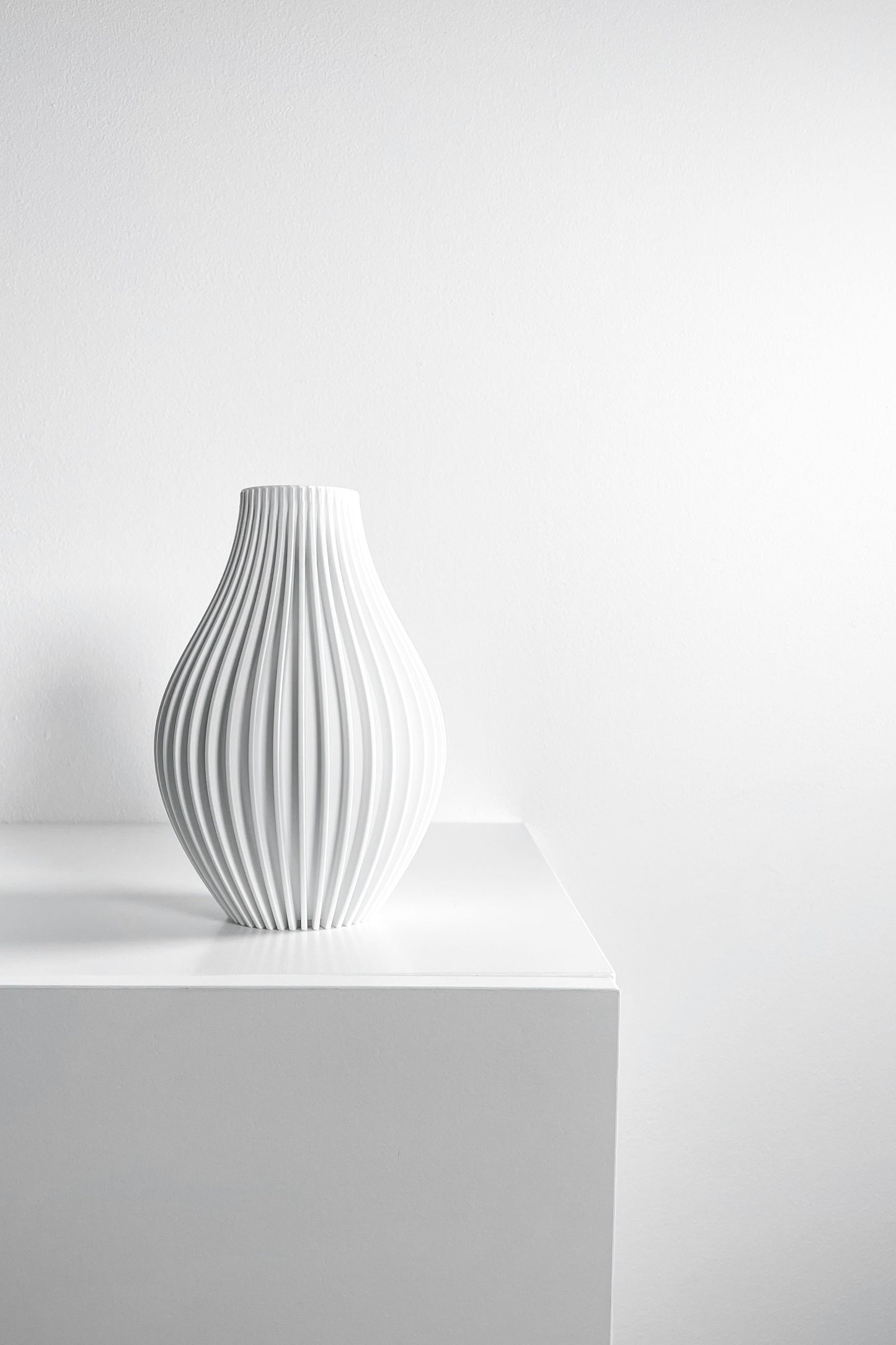 Vase, Contemporary Tabletop Flower Holder, Mantel Accent, Preserved Stems Showpiece, Nordic Style Vase