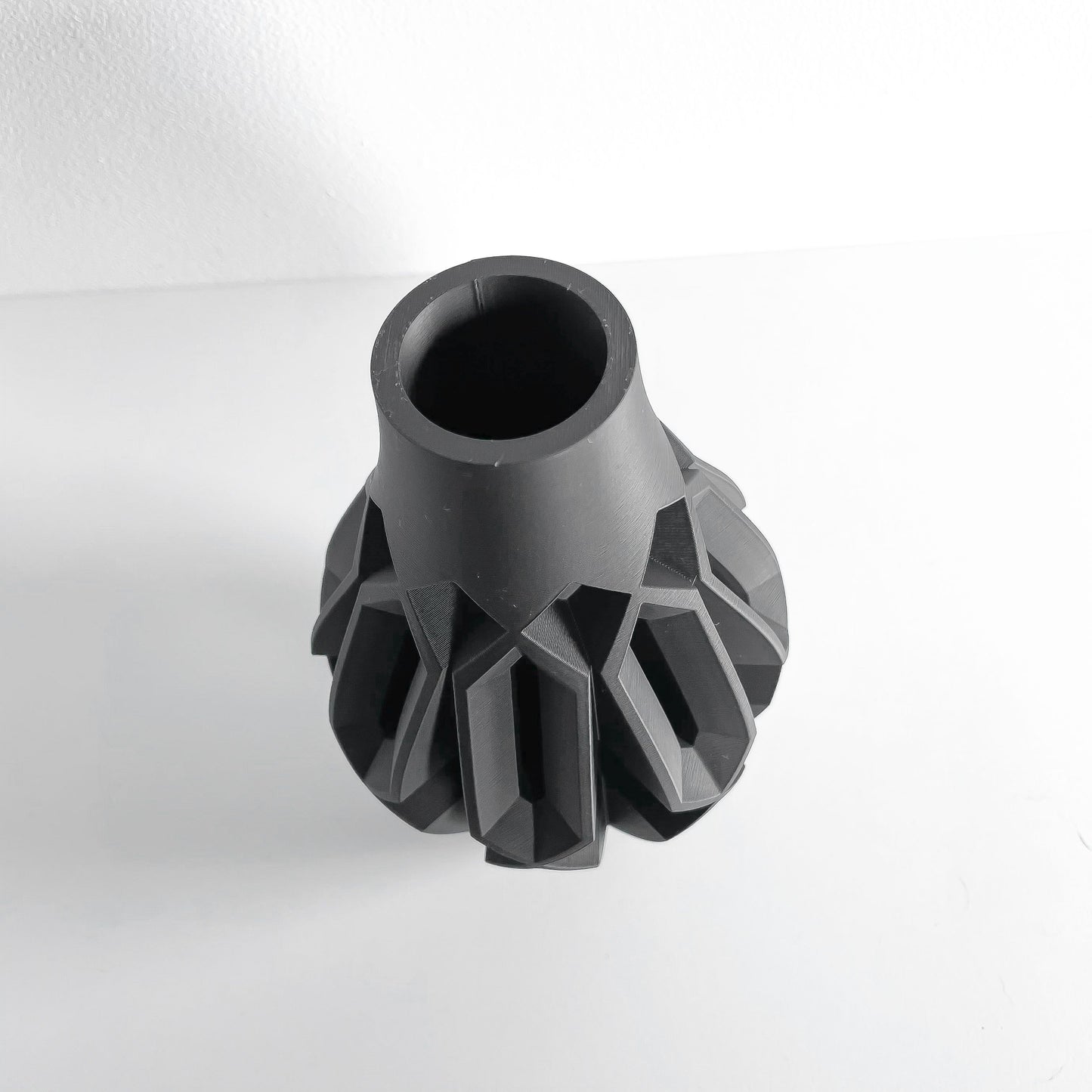 Vase, Sculptural Contemporary Dried Flower Holder, Minimalist Modern Shelf Decor