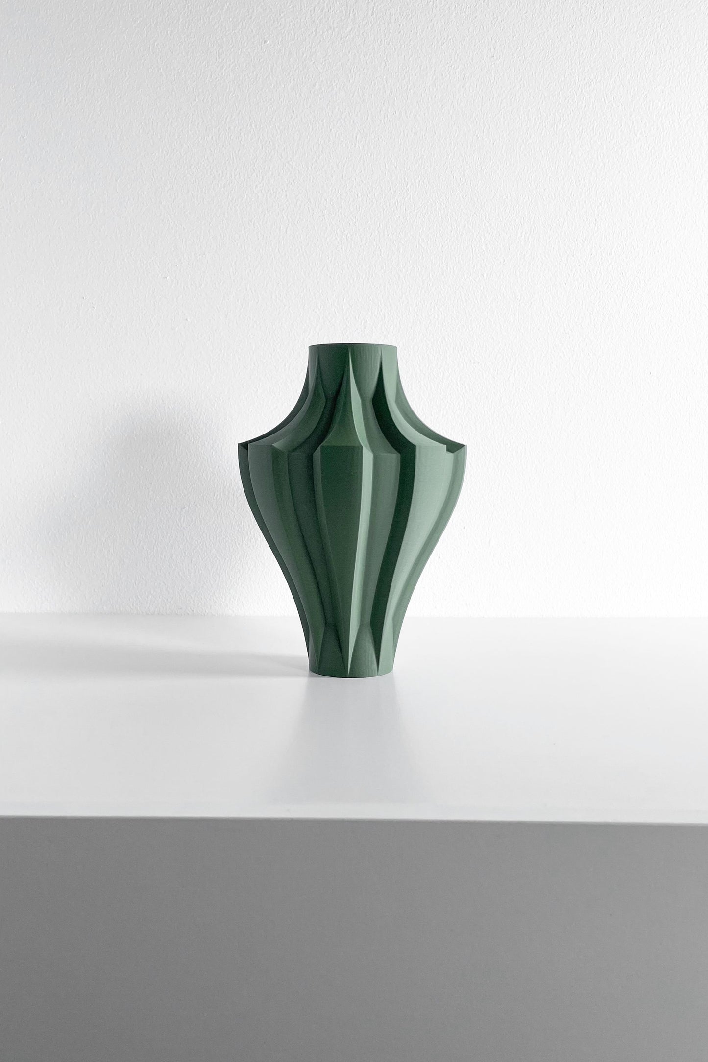 Modern Vase, Nordic Minimalist Sculptural Tabletop Decoration, Elegant Flower Holder