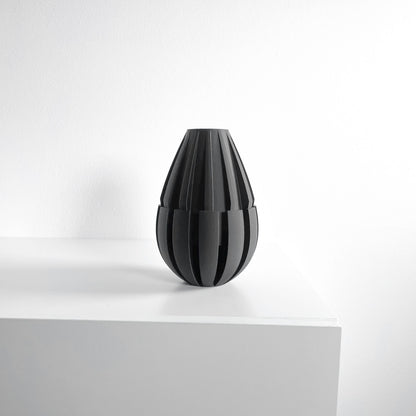 Modern Vase, Curved Statementpiece, Mantel Accent, Desk Centerpiece, Nordic Minimalist