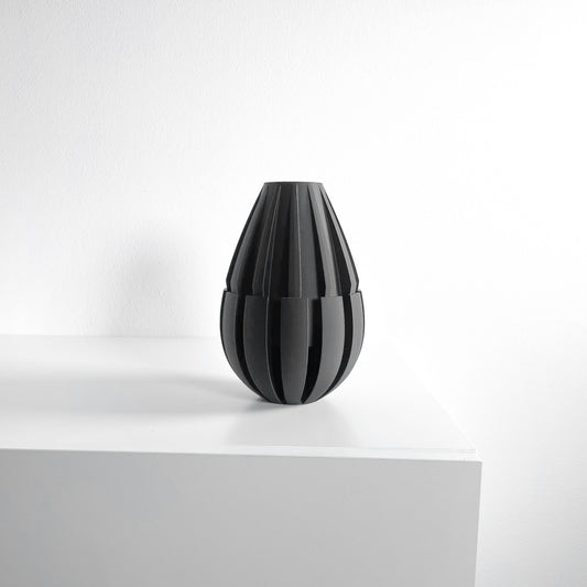 Modern Vase, Curved Statementpiece, Mantel Accent, Desk Centerpiece, Nordic Minimalist