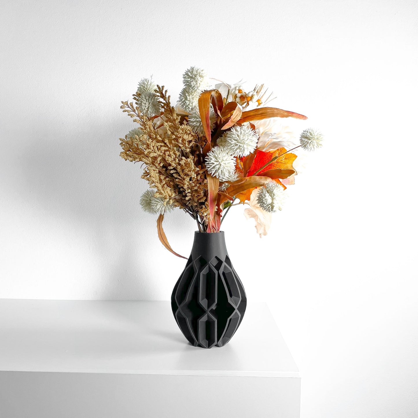 Vase, Sculptural Contemporary Dried Flower Holder, Minimalist Modern Shelf Decor
