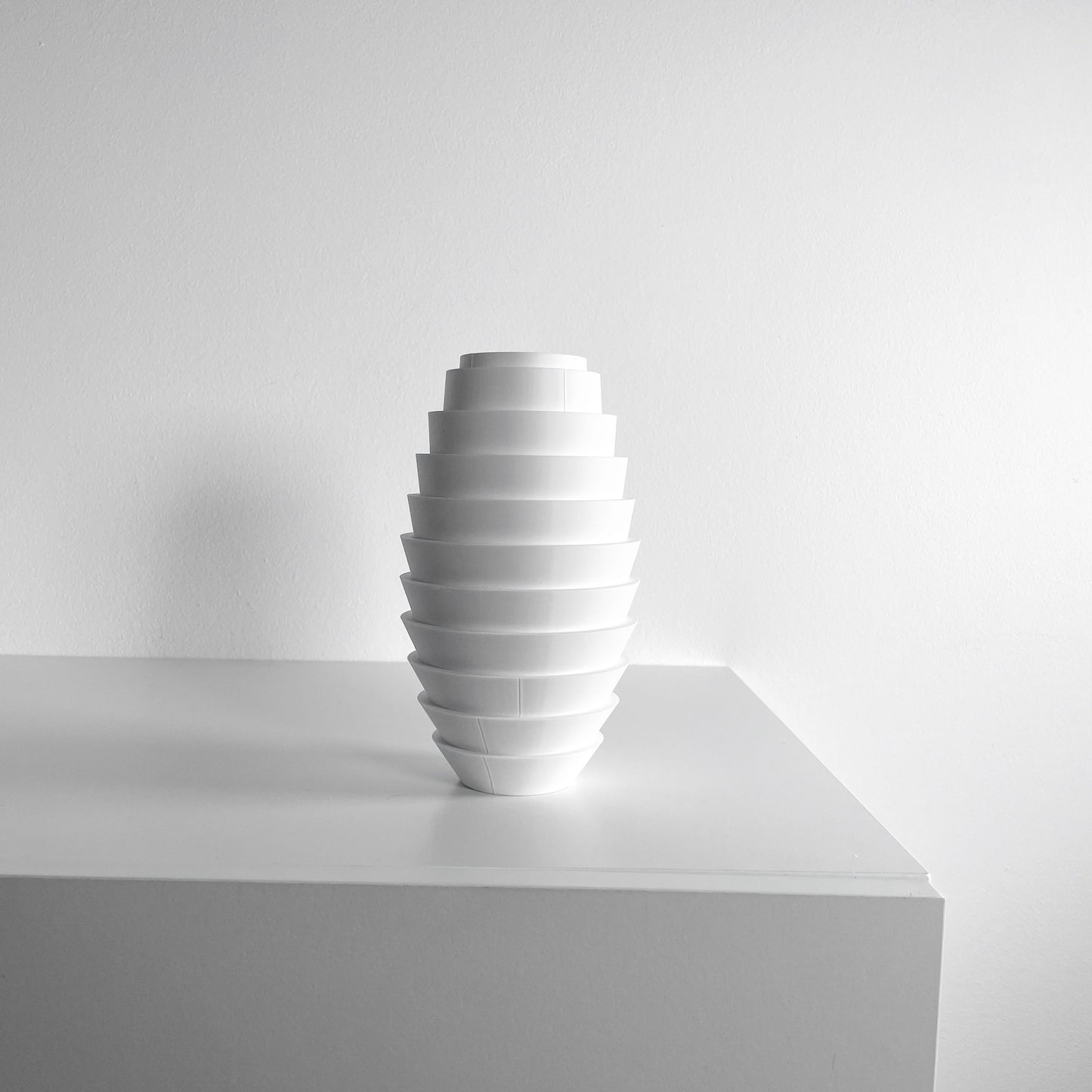 Tabletop Vase, Minimalist Japandi Accent, Modern Dining Centerpiece, Geometric Sculptural