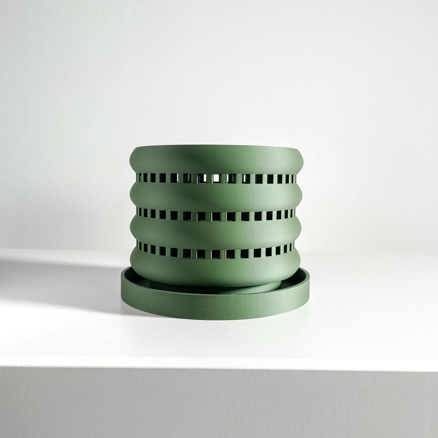 Orchid Planter, Ventilated Root Optimizing Moisture Control, Easy Repotting Display