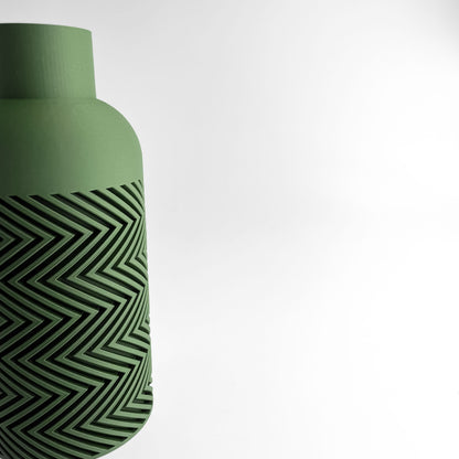 Geometric Vase, Modern Minimalist Tabletop Decor, Floral Display, Nordic Accent.